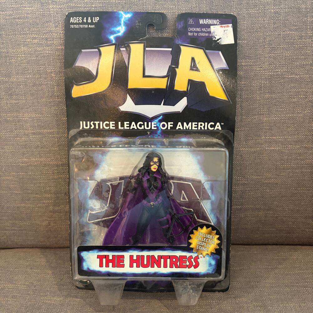 Justice League of America The Huntress Kenner Action Figure New